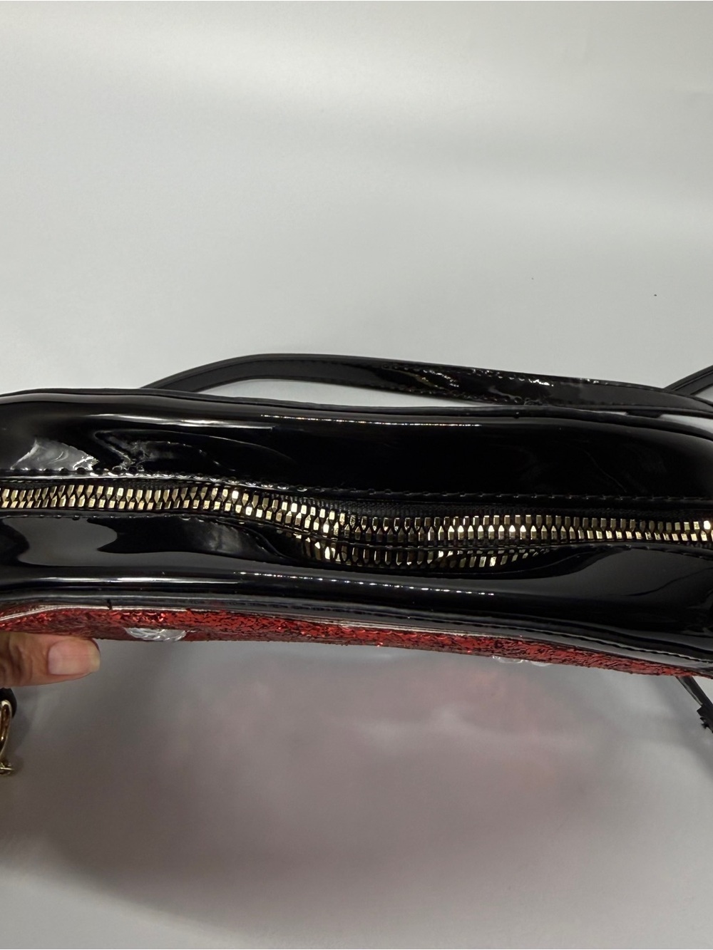Betsey Johnson Glampire Vampire Crossbody Bag Fang Lips Faux Patent Leather - Picture 9 of 15